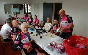 pot d'arrivée et remise de tenues